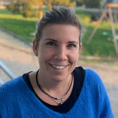 Portrait de Tressie, responsable communication des Sapins Bordelais